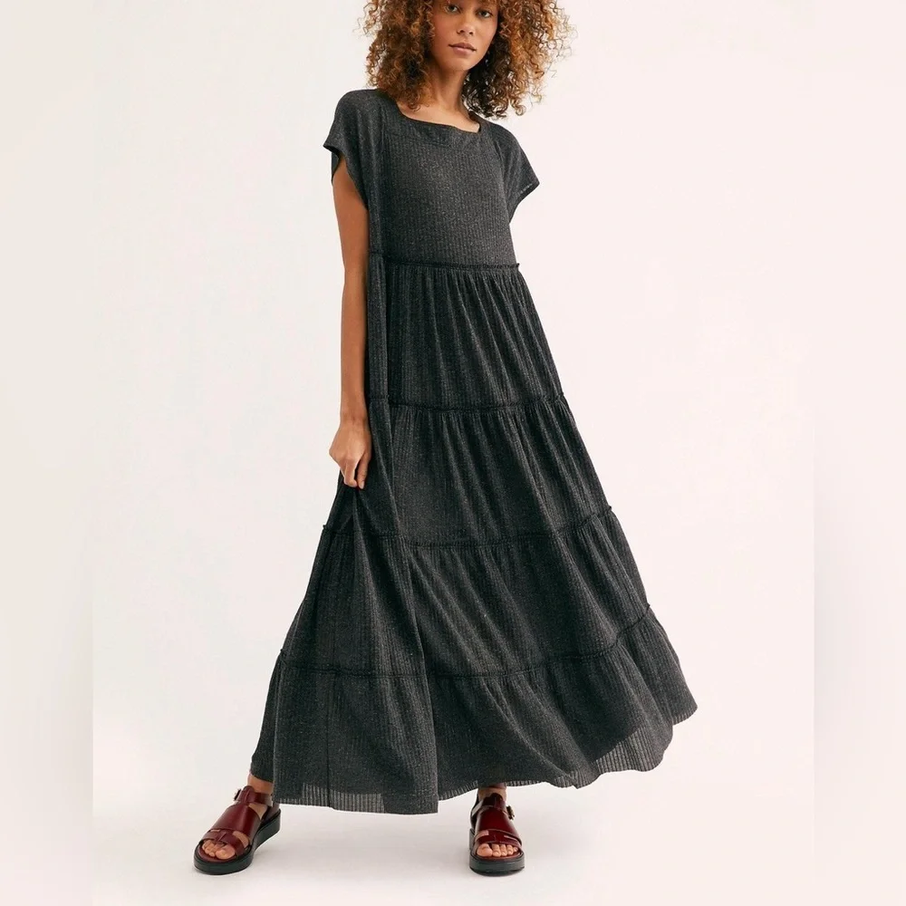 Free people beach size small saltwater tiered maxi dress dark grey short sleeve